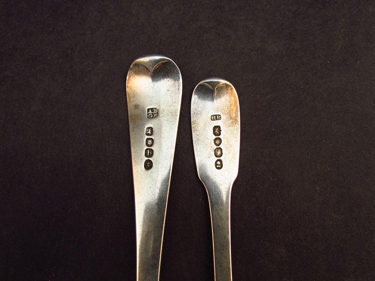 An Alice & George Burrows II silver table spoon, London 1817 and a silver dessert spoon, - Image 3 of 3