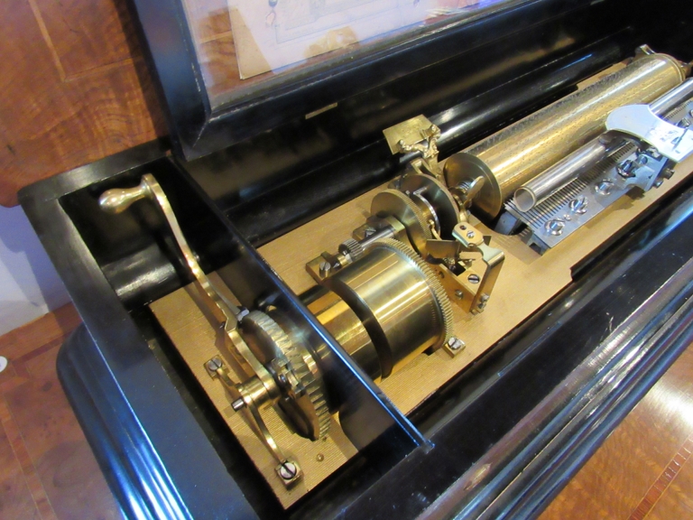 A Longue Marche two comb Sublime Harmony cylinder music box with seven interchangeable cylinders, - Image 4 of 5