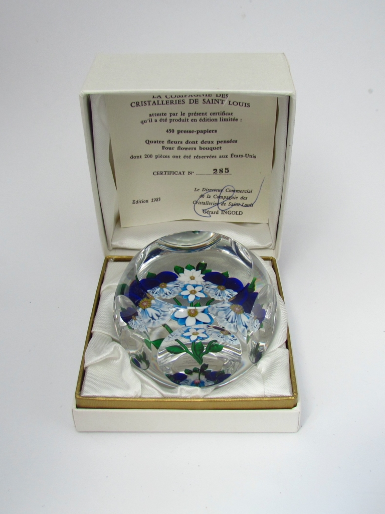 A Saint Louis paperweight four flowers bouquet 1983 285/450