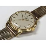 VACHERON & CONSTANTIN: An 18ct gold gentleman's wristwatch,