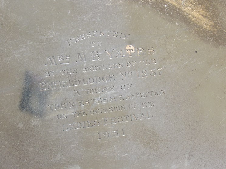 A 1930's silver tray with Masonic inscription, London 1931, - Image 2 of 3