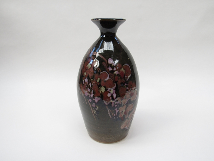 DAVIS EELES (1933-2015) A large studio pottery vase. Impressed seal. 29.