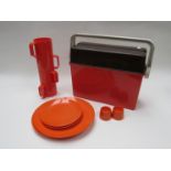 A vintage orange picnic set, Alinenti for LapLast,