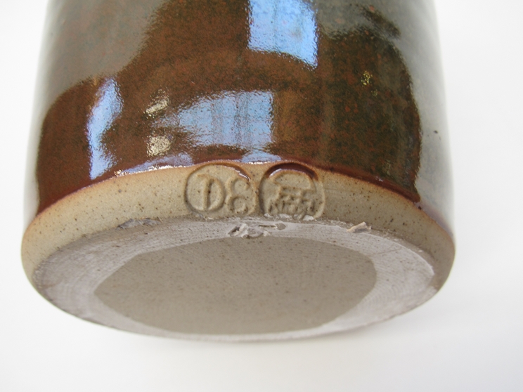 DAVIS EELES (1933-2015) A large studio pottery vase. Impressed seal. 29. - Image 2 of 2