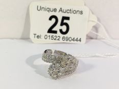 A 1ct 40pt 18ct white gold floral crossover diamond ring,