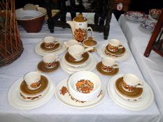 A Royal Worcester dinner/tea set (42 pieces)