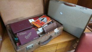 2 vintage suitcases,