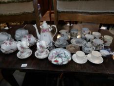 A mixed lot of china tea ware