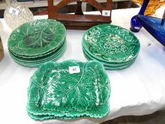 13 19th century green leaf plates,