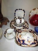 A quantity of Victorian Crown Chelsea 'Elmo' tea and dinner ware