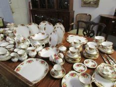 Approximately 140 pieces of Royal Albert Old Country Roses