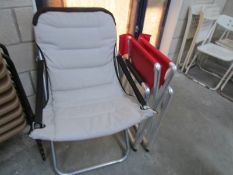 2 folding chairs