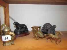 2 animal ornaments and 2 small brass items