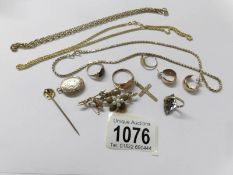 A quantity of 9ct gold including chains, rings, brooch, earrings etc, a/f, 43.