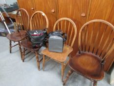 A set of 4 kitchen chair
