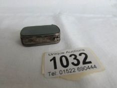 A silver and agate vesta case marked sterling