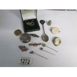 A mixed lot including 9ct gold pendant,