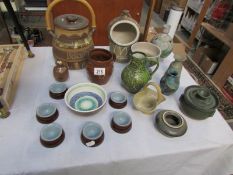 A mixed lot of pottery