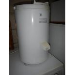 A Frigidaire spin drier