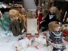 A mixed lot of porcelain dolls