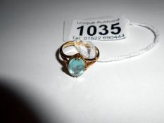 A 9ct gold ring set aquamarine,