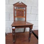 An oak arts and crafts hall chair