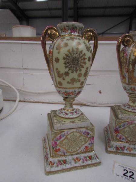 A pair of 19th century Austrian floral urns on stands - Image 3 of 3