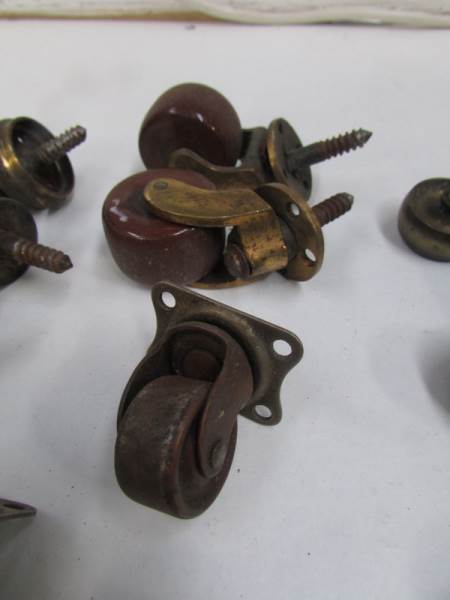 A quantity of old furniture castors - Image 3 of 4