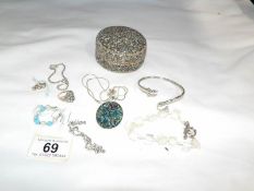 A mixed lot of jewellery including silver