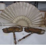 2 lacquered fans/face screens,
