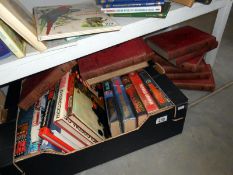 A quantity of military books and Bernard Cornwall's 'Sharpe' novels
