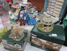 2 Lilliput Lane cottages and a quantity of animal figures,