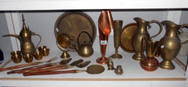 A mixed lot of brassware etc