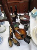 A mixed lot of lacquer ware etc