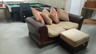 A 2 seater leather sofa,