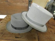 A grey wool felt top hat approx.