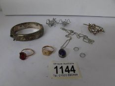 A mixed lot of jewellery including silver bangle and 9ct gold ring