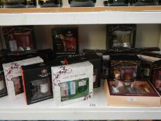 Approximately 20 alcohol gift sets