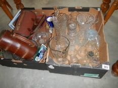 2 boxes of assorted glass ware,