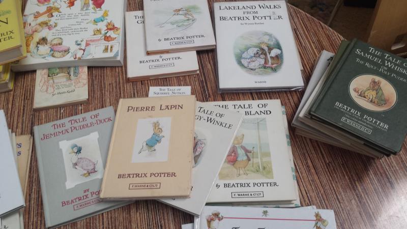 Beatrix Potter - a collection of her works including books about her 50 volumes - Bild 4 aus 4