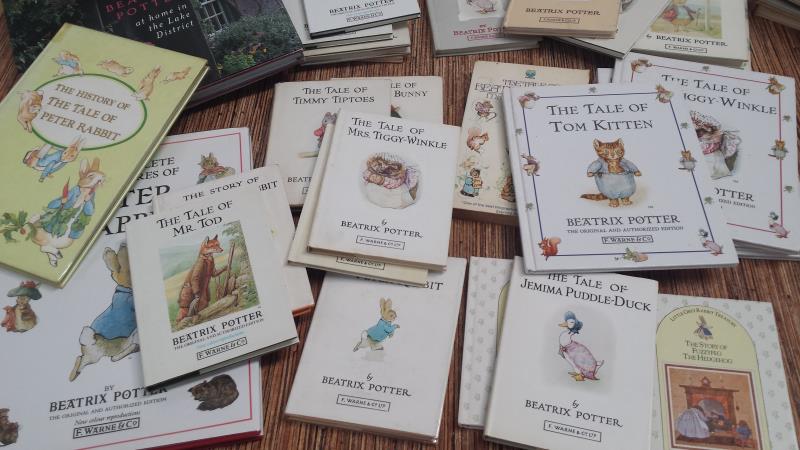 Beatrix Potter - a collection of her works including books about her 50 volumes - Bild 2 aus 4