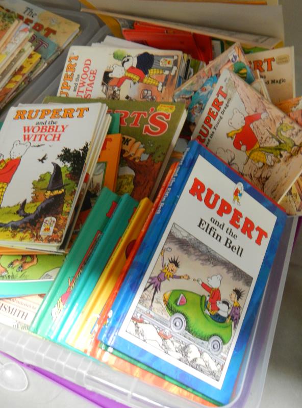 A large collection of Rupert the Bear smaller books - Bild 4 aus 5