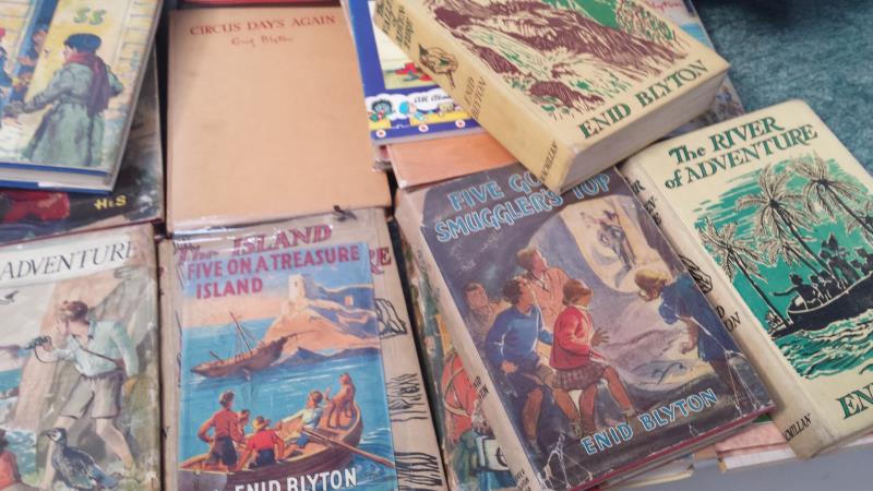 Enid Blyton- a large collection of works, some in jackets and some firsts - Bild 4 aus 6