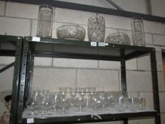 A mixed lot of glassware, 2 shelves