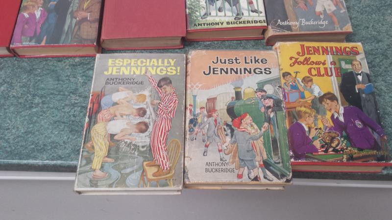 Anthony Buckeridge - Jennings books a dozen titles mainly in jackets - Bild 4 aus 4