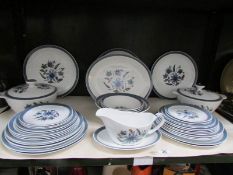 Approximately 38 pieces of Alfred Meakin dinner ware