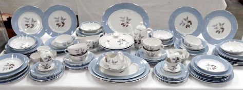 A quantity of Chiltern Ridgway White Mist tea & dinnerware