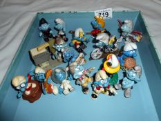 17 Smurfs (in need of a clean)