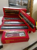 6 boxed Hornby railways '00' gauge carriages and a boxed R.