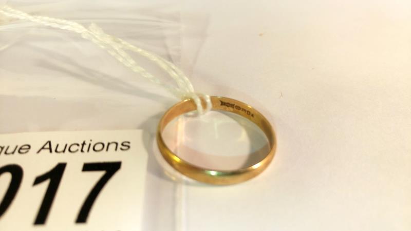 A 9ct gold wedding ring, - Image 2 of 3